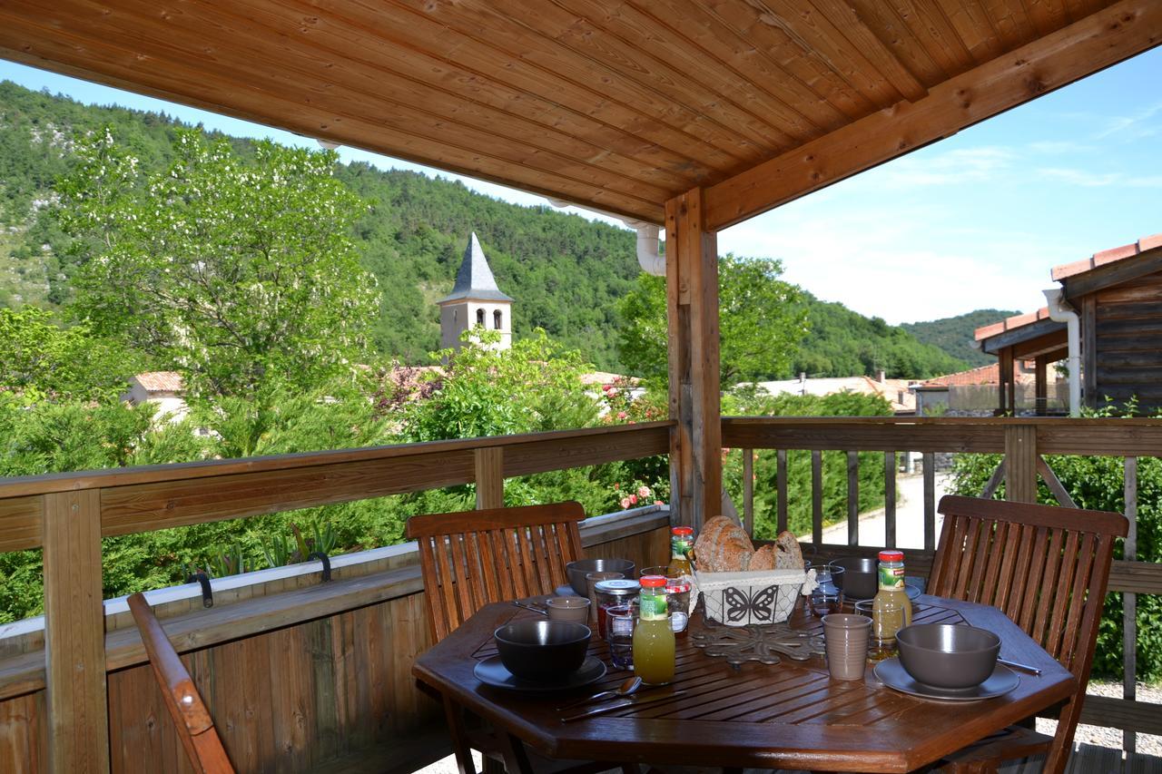 Camping La Mare Aux Fees Hotel Roquefeuil ภายนอก รูปภาพ