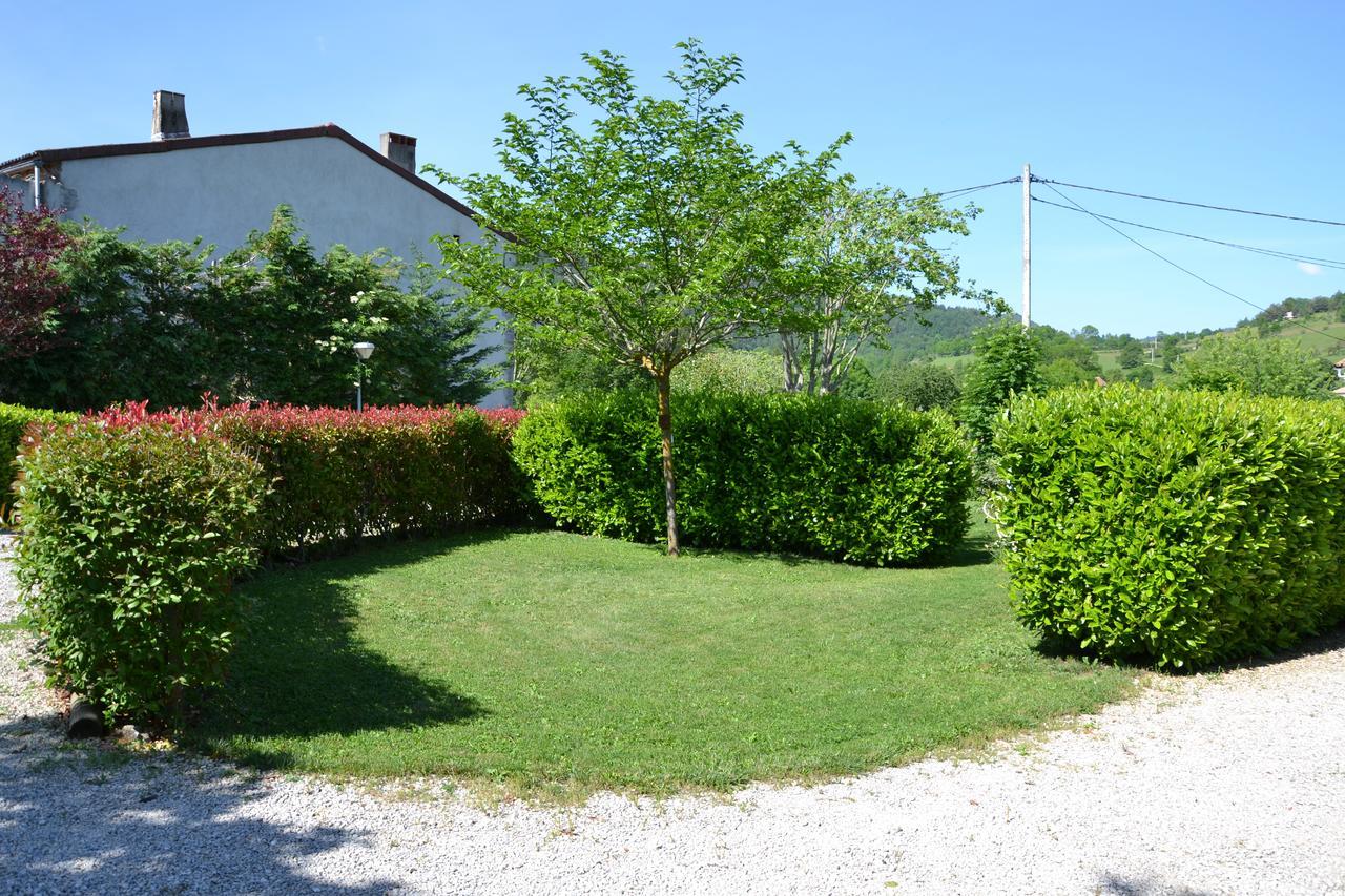 Camping La Mare Aux Fees Hotel Roquefeuil ภายนอก รูปภาพ
